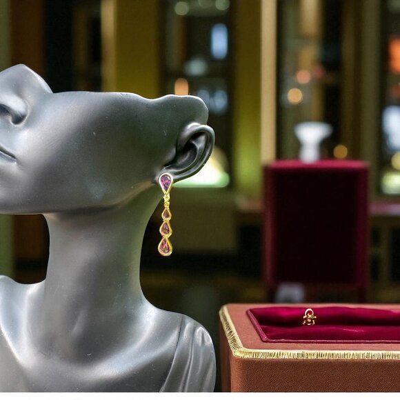 Monet Amethyst Quadruple  Teardrop Dangle Earrings With Gold Setting Vintage - Picture 6 of 11